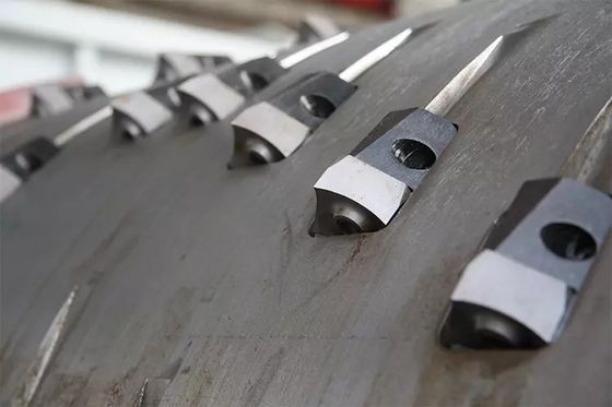 آلة تقطيع البلاستيك الصناعية ذات العمود الواحد لمواد النفايات