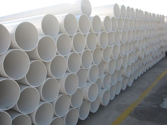 خط إنتاج أنابيب المياه البلاستيكية المركبة من ثلاث طبقات PVC