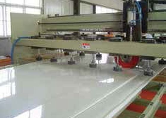 خطوط بثق صفائح PVC PVDF
