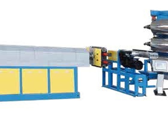 خطوط بثق صفائح PVC PVDF