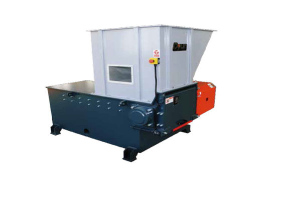عمود واحد صغير 18.5kw تقطيع إعادة تدوير البلاستيك
