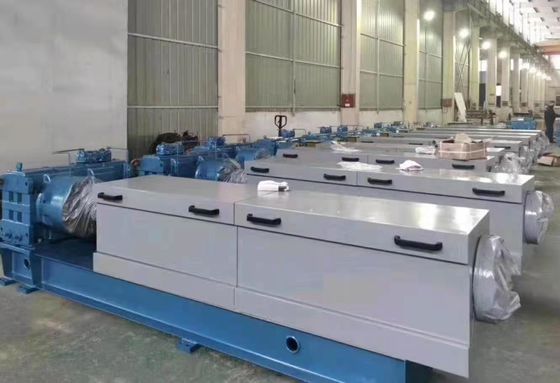 2400mm 3200mm قناع الوجه خط إنتاج المواد PP Meltblown أقمشة غير منسوجة ماكينة