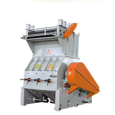 آلة إعادة تدوير نفايات البلاستيك 500kg / H PET PP PVC PS PC آلة تقطيع الصفائح البلاستيكية