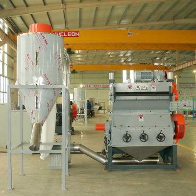 آلة إعادة تدوير نفايات البلاستيك 500kg / H PET PP PVC PS PC آلة تقطيع الصفائح البلاستيكية