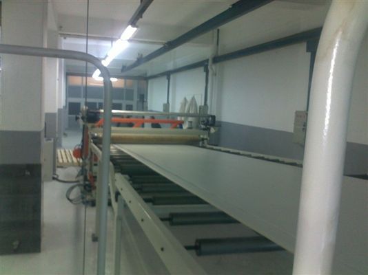 ISO 1220MM المطبخ WPC مركب آلة التصنيع الطارد